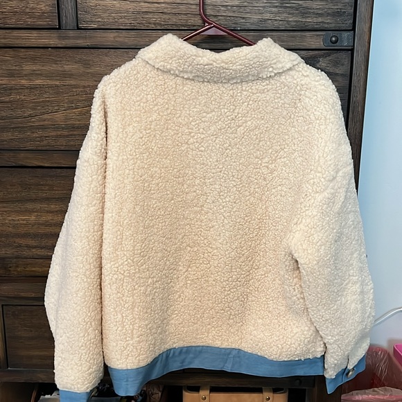 Sherpa Jean Jacket - Picture 4 of 5